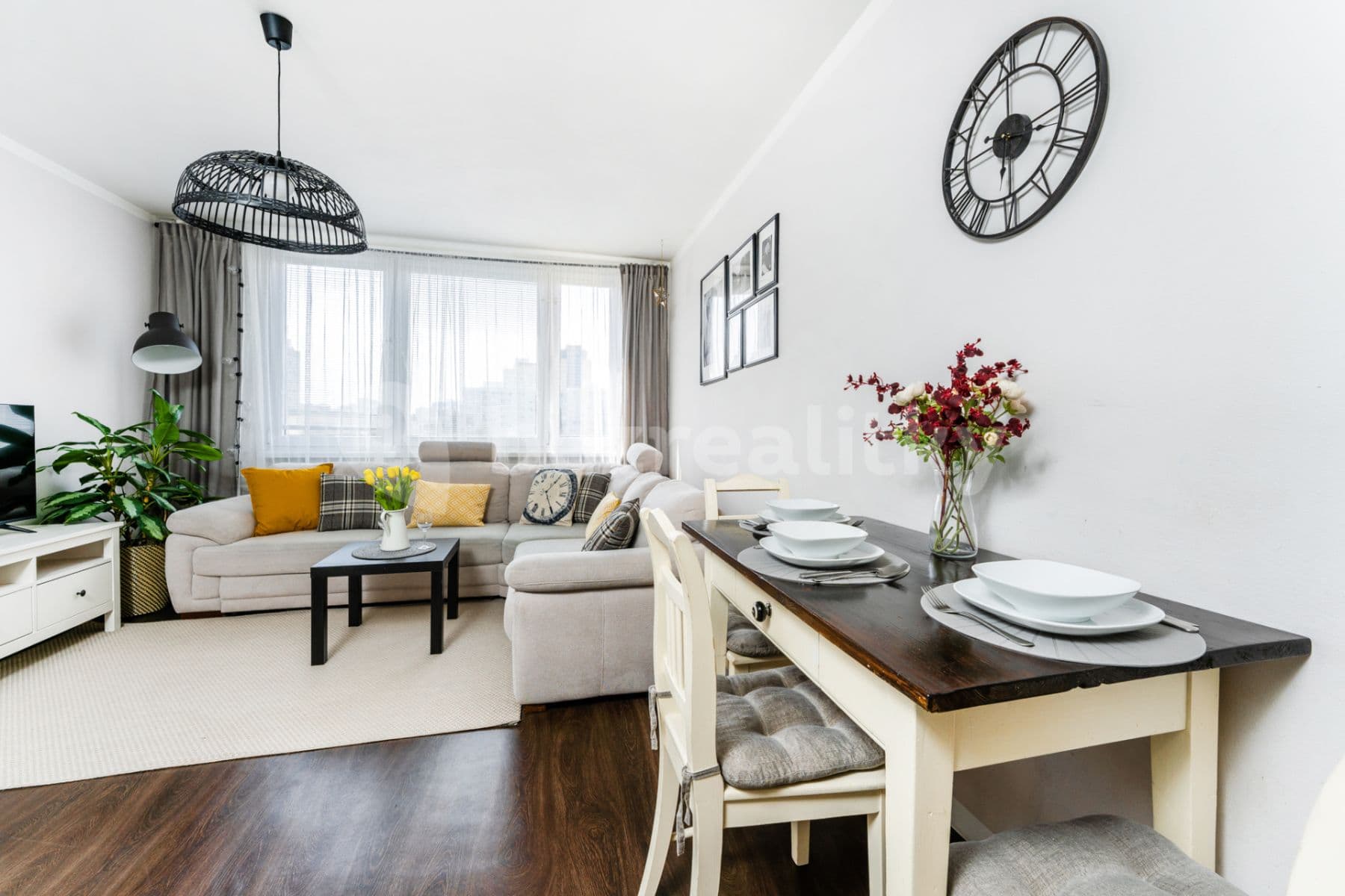 Prenájom bytu 3-izbový 63 m², Mendelova, Praha, Praha Prenájom bytu 3-izbový 63 m², Mendelova, Praha, Praha