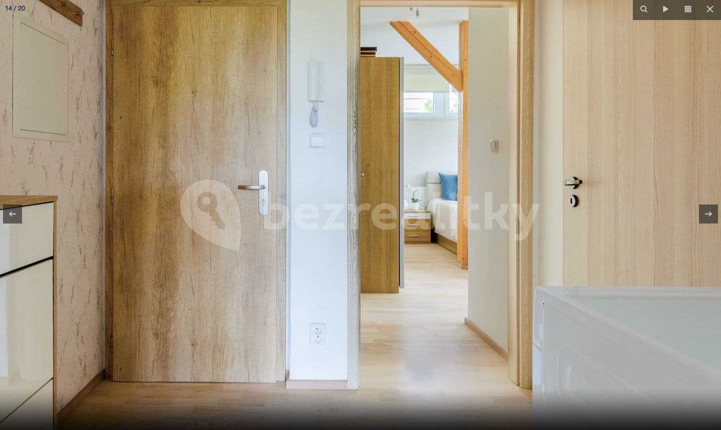 Prenájom bytu 2-izbový 47 m², Prusická, Praha, Praha Prenájom bytu 2-izbový 47 m², Prusická, Praha, Praha