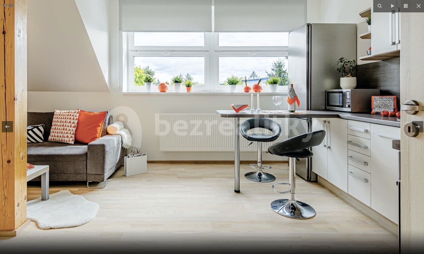 Prenájom bytu 2-izbový 47 m², Prusická, Praha, Praha Prenájom bytu 2-izbový 47 m², Prusická, Praha, Praha