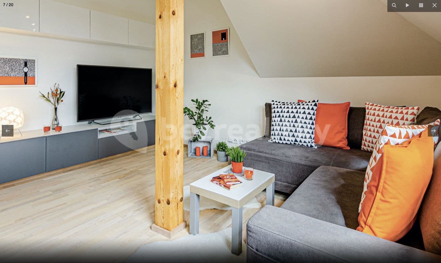 Prenájom bytu 2-izbový 47 m², Prusická, Praha, Praha Prenájom bytu 2-izbový 47 m², Prusická, Praha, Praha