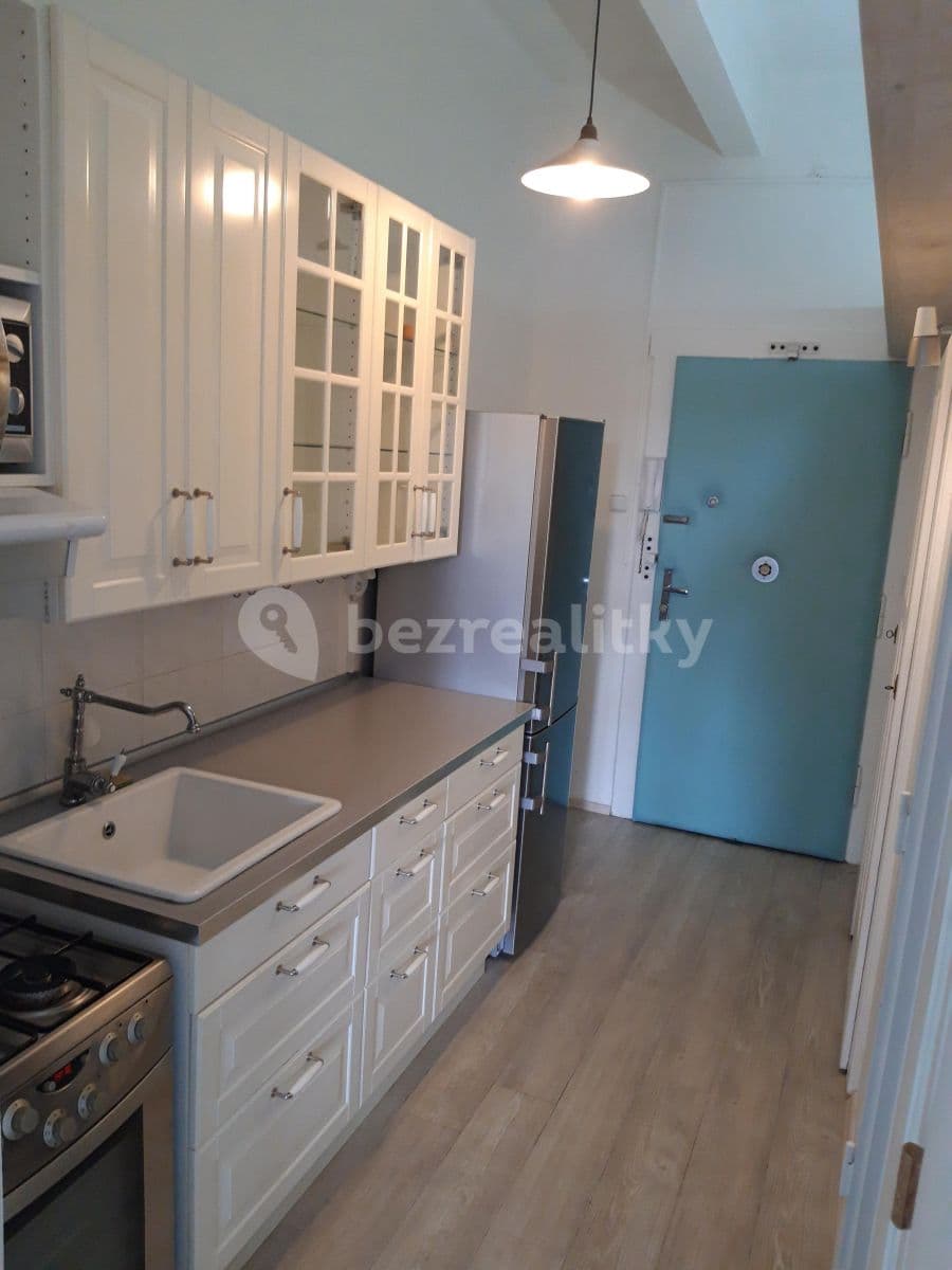 Prenájom bytu 2-izbový 53 m², Prouzova, Praha, Praha Prenájom bytu 2-izbový 53 m², Prouzova, Praha, Praha