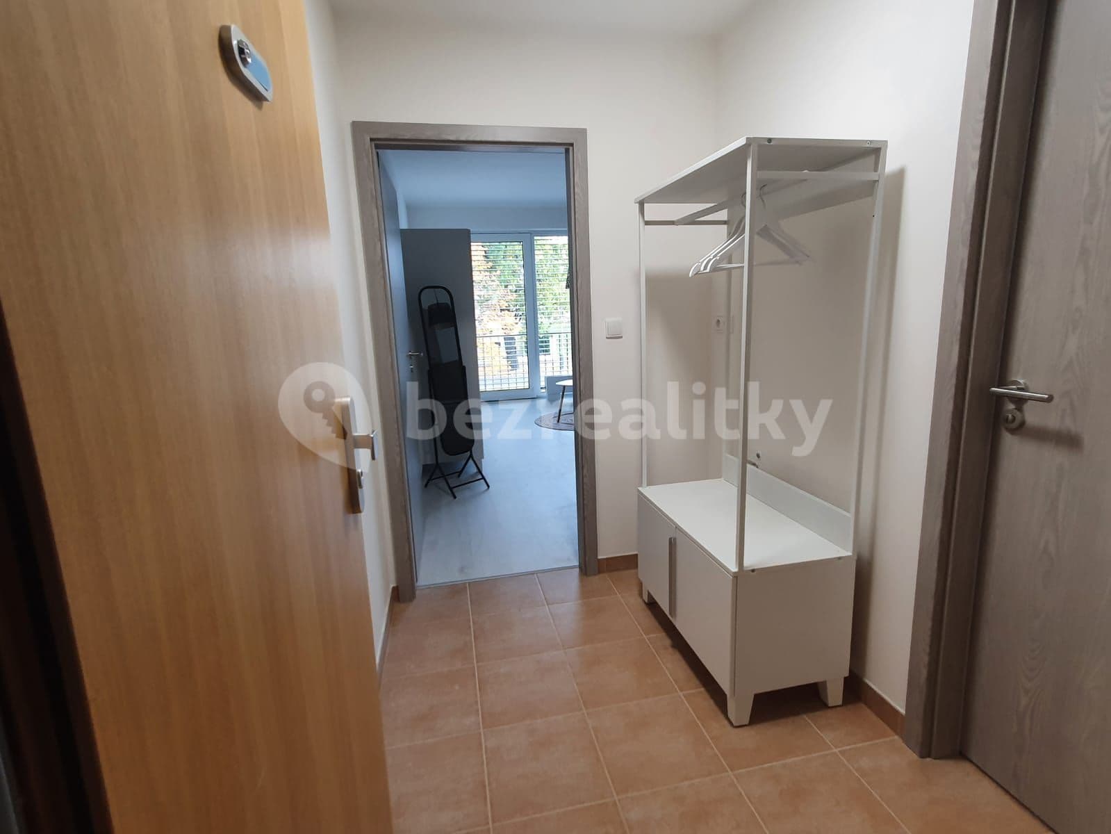 Prenájom bytu 1-izbový 31 m², U Nového dvora, Praha, Praha Prenájom bytu 1-izbový 31 m², U Nového dvora, Praha, Praha