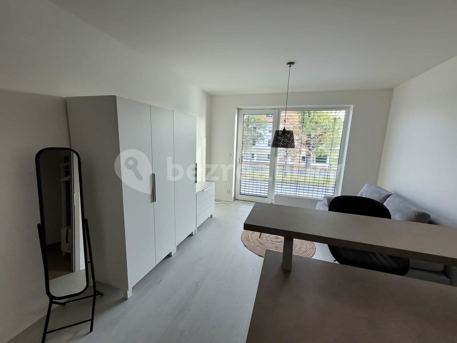Prenájom bytu 1-izbový 31 m², U Nového dvora, Praha, Praha Prenájom bytu 1-izbový 31 m², U Nového dvora, Praha, Praha
