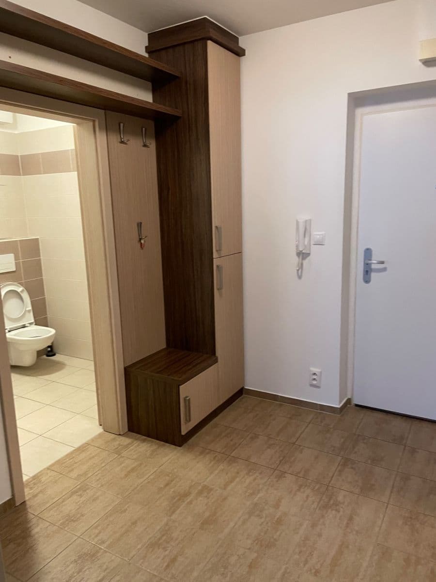 Prenájom bytu 2-izbový 50 m², Edvarda Beneše, Olomouc, Olomoucký kraj Prenájom bytu 2-izbový 50 m², Edvarda Beneše, Olomouc, Olomoucký kraj