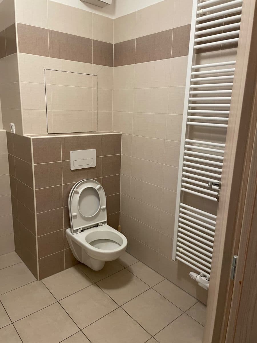 Prenájom bytu 2-izbový 50 m², Edvarda Beneše, Olomouc, Olomoucký kraj Prenájom bytu 2-izbový 50 m², Edvarda Beneše, Olomouc, Olomoucký kraj