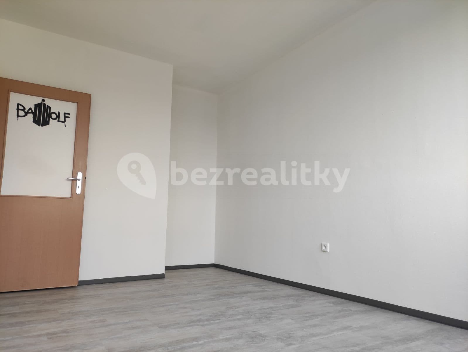 Prenájom bytu 3-izbový 80 m², Teplická, Praha, Praha Prenájom bytu 3-izbový 80 m², Teplická, Praha, Praha