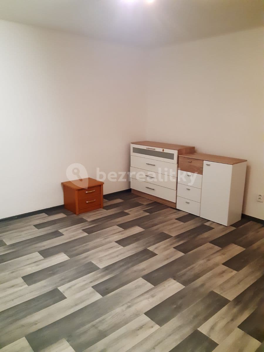 Prenájom bytu 2-izbový 80 m², Štychova, Praha, Praha Prenájom bytu 2-izbový 80 m², Štychova, Praha, Praha