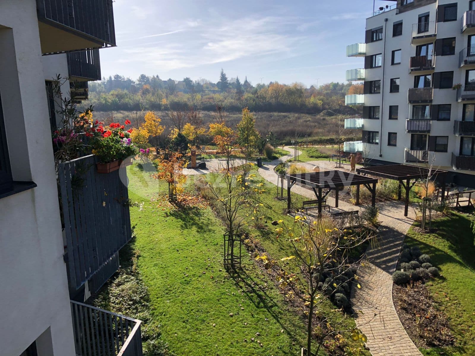 Prenájom bytu 2-izbový 55 m², Hugo Haase, Praha, Praha Prenájom bytu 2-izbový 55 m², Hugo Haase, Praha, Praha