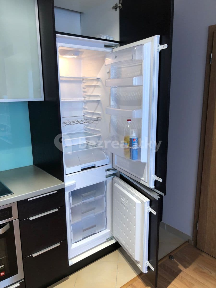 Prenájom bytu 2-izbový 55 m², Hugo Haase, Praha, Praha Prenájom bytu 2-izbový 55 m², Hugo Haase, Praha, Praha