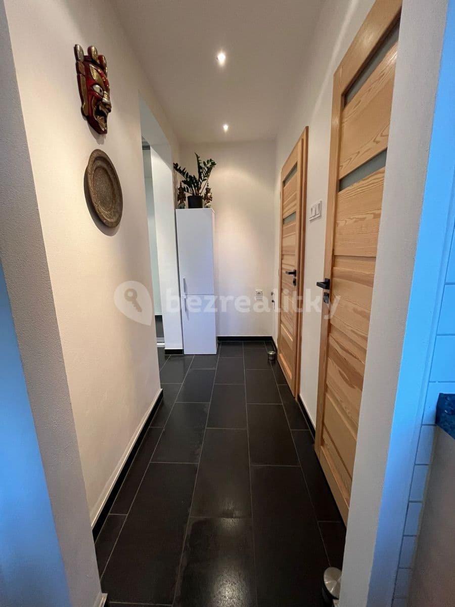 Prenájom bytu 2-izbový 70 m², Sečská, Praha, Praha Prenájom bytu 2-izbový 70 m², Sečská, Praha, Praha