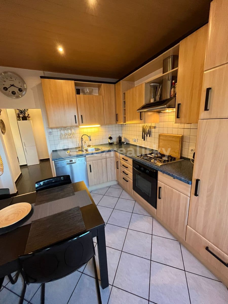 Prenájom bytu 2-izbový 70 m², Sečská, Praha, Praha Prenájom bytu 2-izbový 70 m², Sečská, Praha, Praha