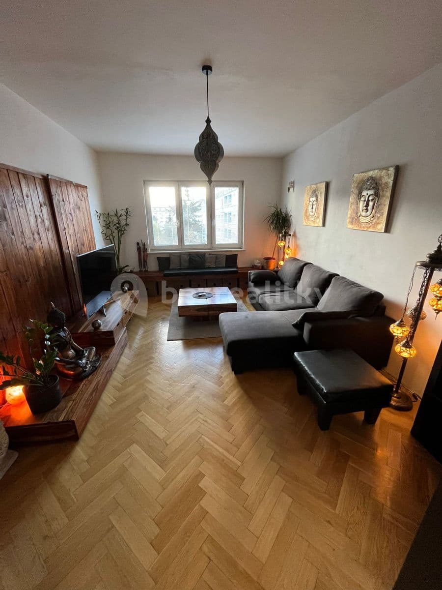 Prenájom bytu 2-izbový 70 m², Sečská, Praha, Praha Prenájom bytu 2-izbový 70 m², Sečská, Praha, Praha
