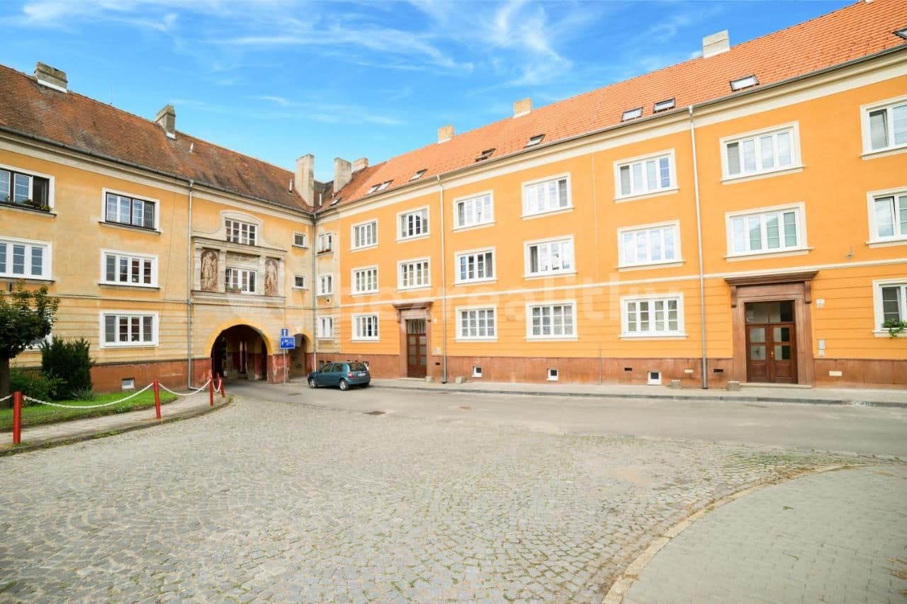 Prenájom bytu 2-izbový 53 m², 22. dubna, Mikulov, Jihomoravský kraj Prenájom bytu 2-izbový 53 m², 22. dubna, Mikulov, Jihomoravský kraj