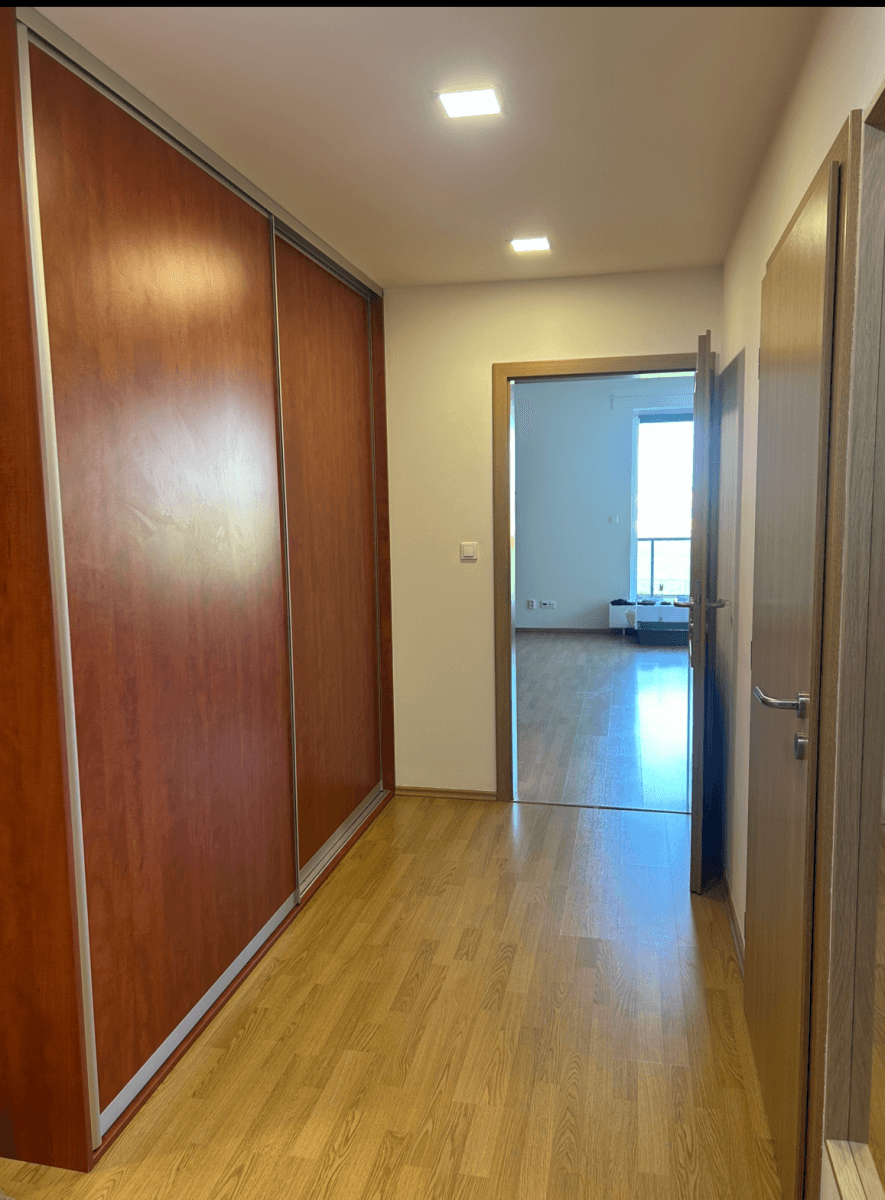 Prenájom bytu 2-izbový 60 m², Žitná, Hostivice, Středočeský kraj Prenájom bytu 2-izbový 60 m², Žitná, Hostivice, Středočeský kraj