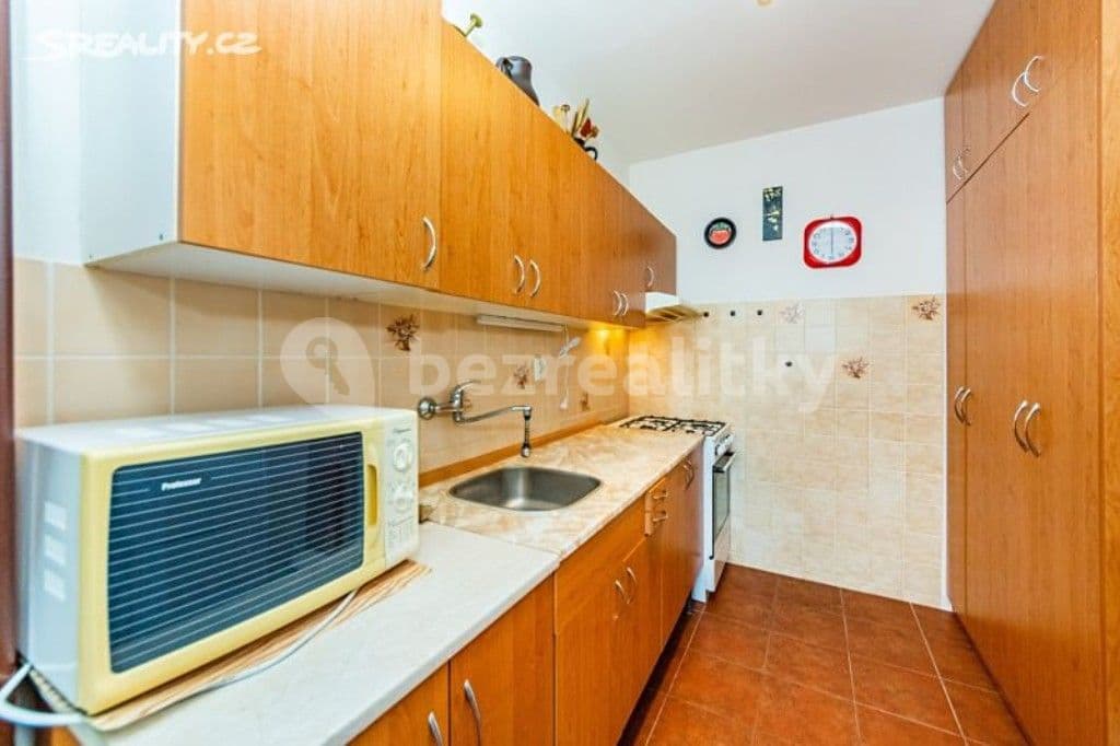 Prenájom bytu 3-izbový 55 m², Bohúňova, Praha, Praha Prenájom bytu 3-izbový 55 m², Bohúňova, Praha, Praha