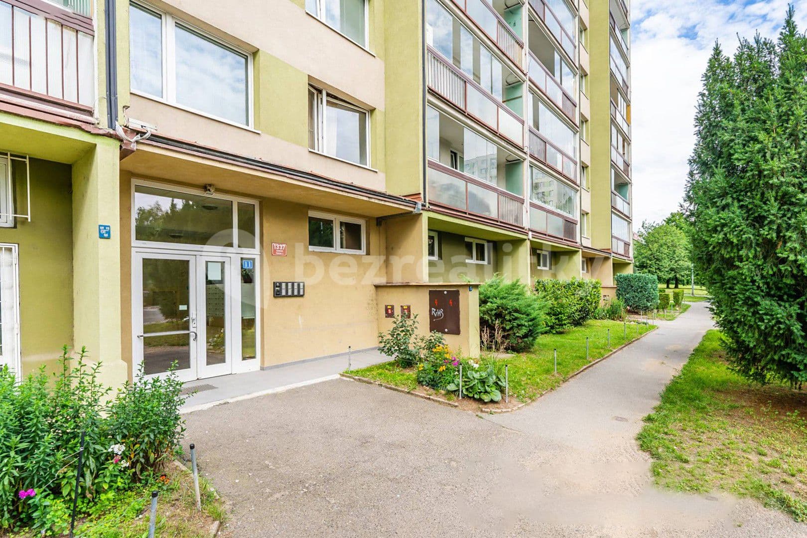 Prenájom bytu 3-izbový 55 m², Bohúňova, Praha, Praha Prenájom bytu 3-izbový 55 m², Bohúňova, Praha, Praha