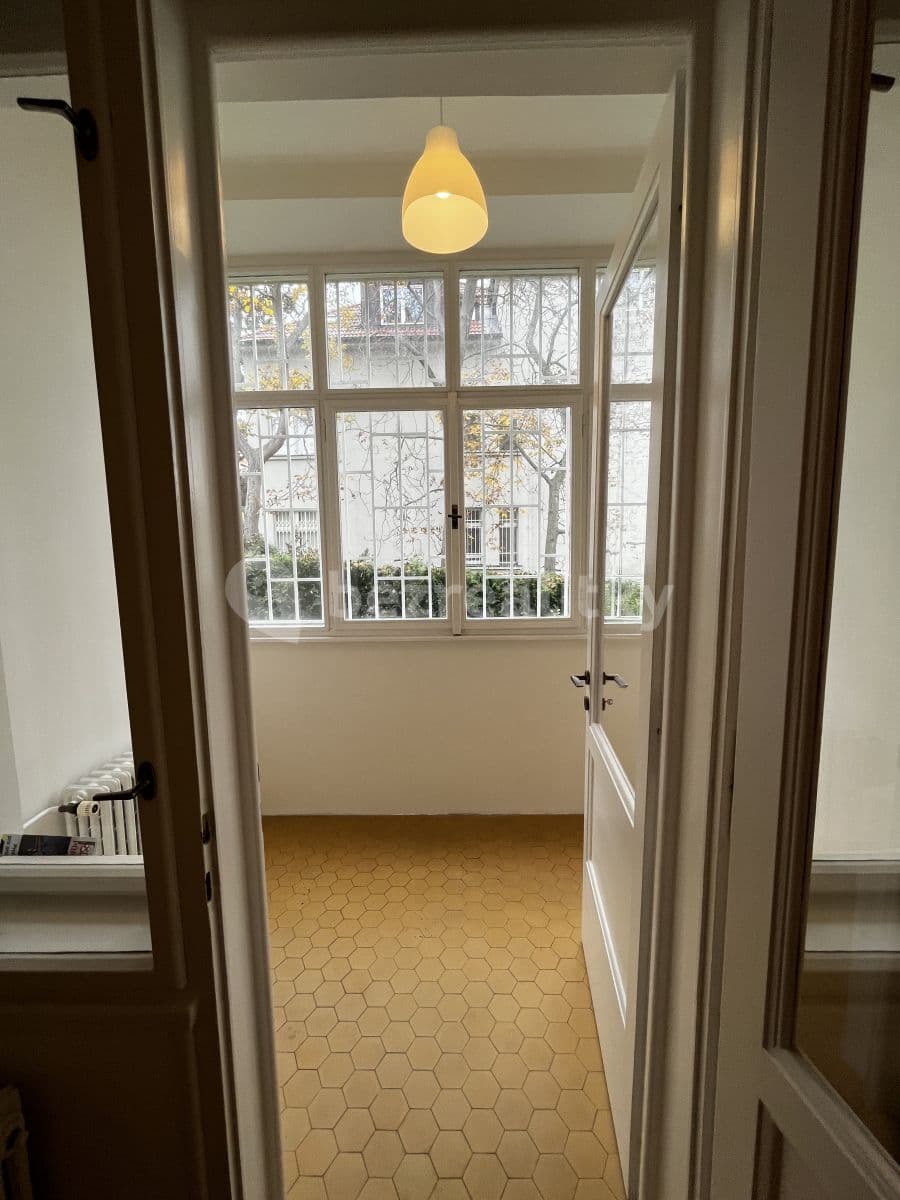 Prenájom bytu 4-izbový 135 m², Na Dračkách, Praha, Praha Prenájom bytu 4-izbový 135 m², Na Dračkách, Praha, Praha