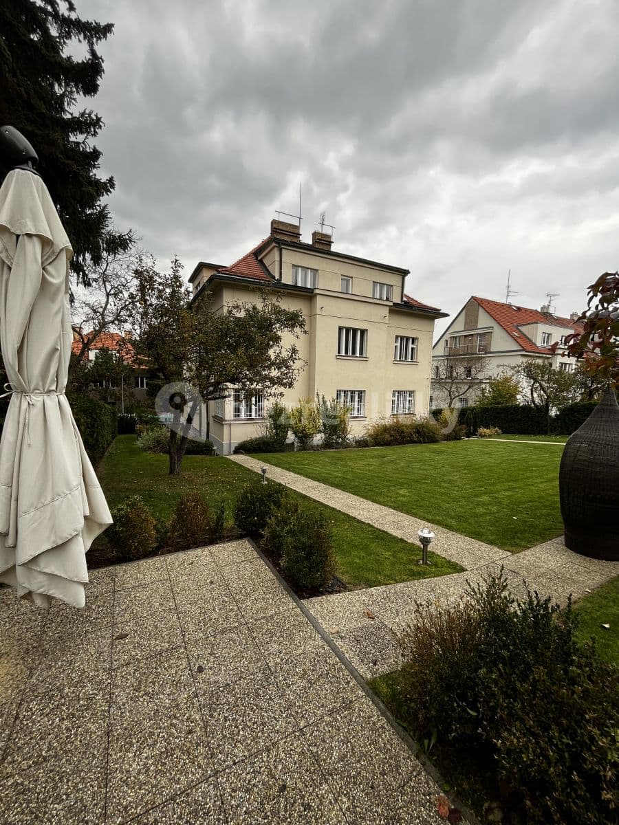 Prenájom bytu 4-izbový 135 m², Na Dračkách, Praha, Praha Prenájom bytu 4-izbový 135 m², Na Dračkách, Praha, Praha