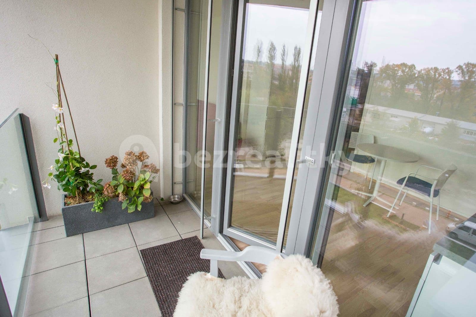 Prenájom bytu 1-izbový 47 m², U Mlýnského kanálu, Praha, Praha Prenájom bytu 1-izbový 47 m², U Mlýnského kanálu, Praha, Praha