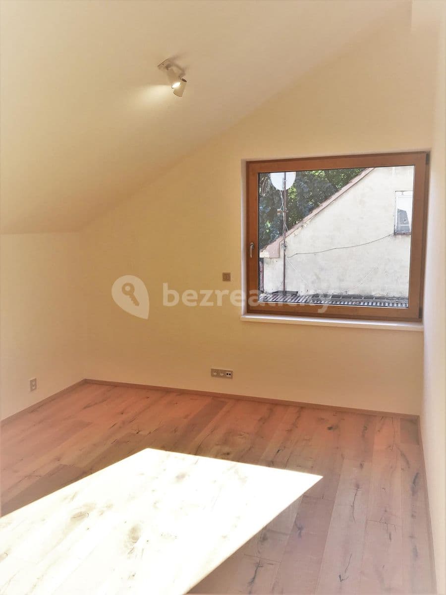 Predaj domu 135 m², pozemok 335 m², Vstavačová, Praha, Praha Predaj domu 135 m², pozemok 335 m², Vstavačová, Praha, Praha