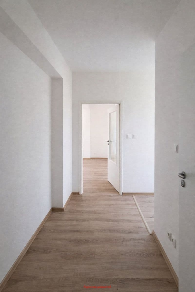 Prenájom bytu 2-izbový 50 m², Holubova, Karviná, Moravskoslezský kraj Prenájom bytu 2-izbový 50 m², Holubova, Karviná, Moravskoslezský kraj