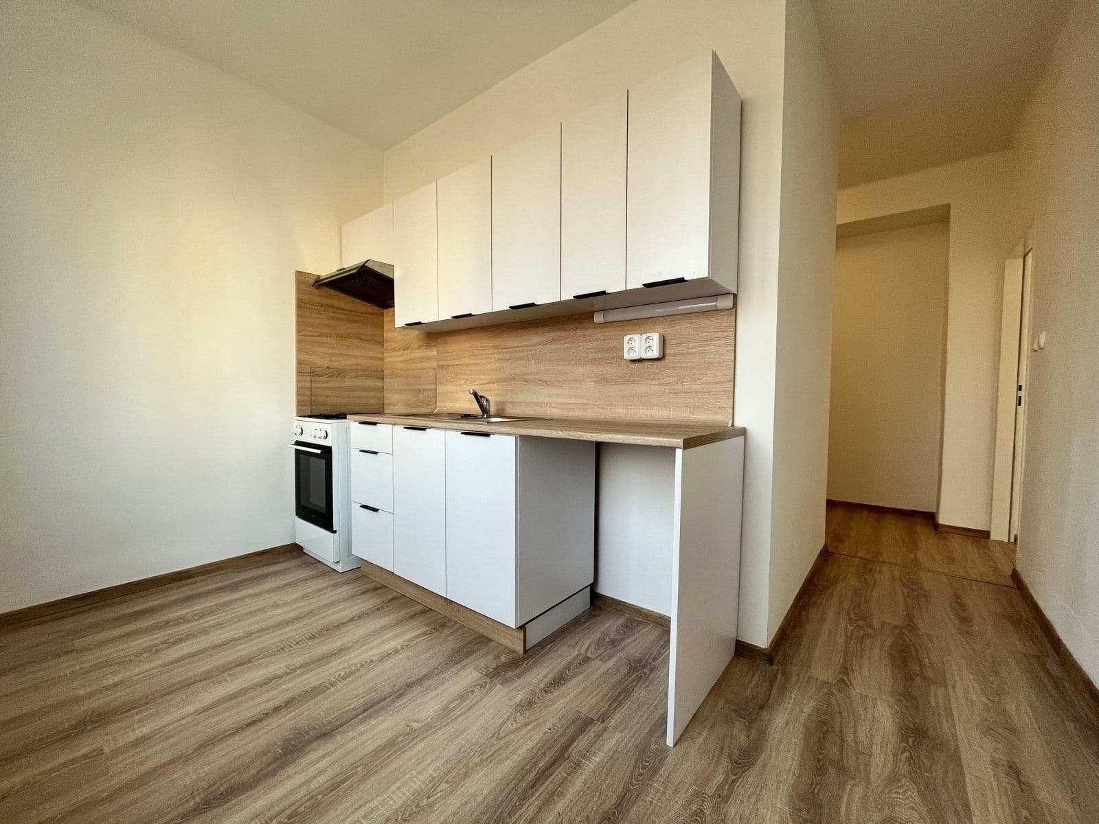 Prenájom bytu 2-izbový 50 m², Holubova, Karviná, Moravskoslezský kraj Prenájom bytu 2-izbový 50 m², Holubova, Karviná, Moravskoslezský kraj