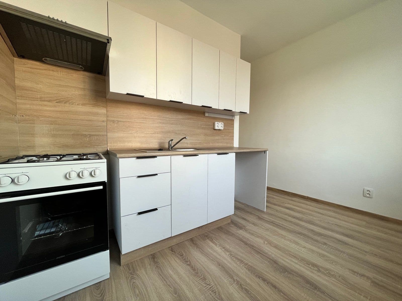 Prenájom bytu 2-izbový 50 m², Holubova, Karviná, Moravskoslezský kraj Prenájom bytu 2-izbový 50 m², Holubova, Karviná, Moravskoslezský kraj