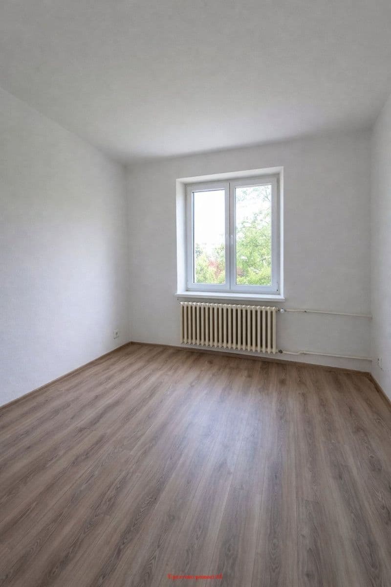 Prenájom bytu 2-izbový 50 m², Holubova, Karviná, Moravskoslezský kraj Prenájom bytu 2-izbový 50 m², Holubova, Karviná, Moravskoslezský kraj