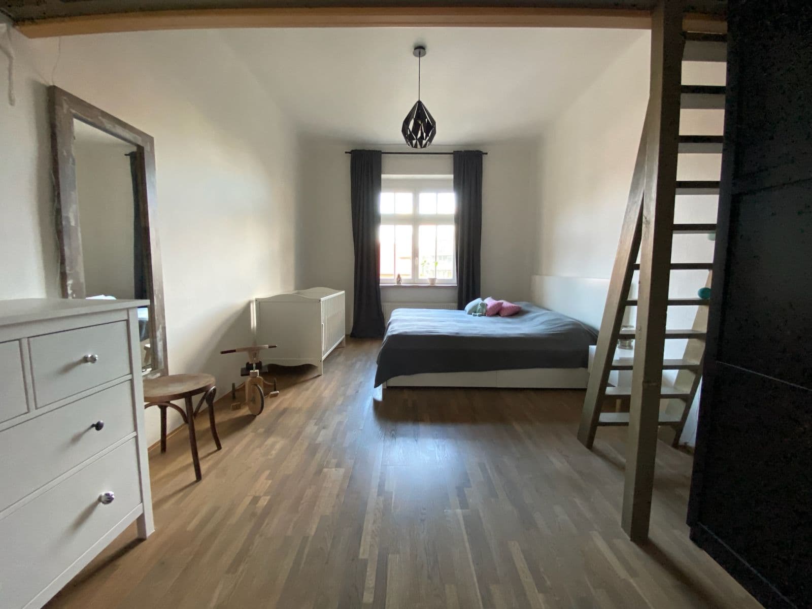 Prenájom bytu 2-izbový 52 m², U Uranie, Praha, Praha Prenájom bytu 2-izbový 52 m², U Uranie, Praha, Praha