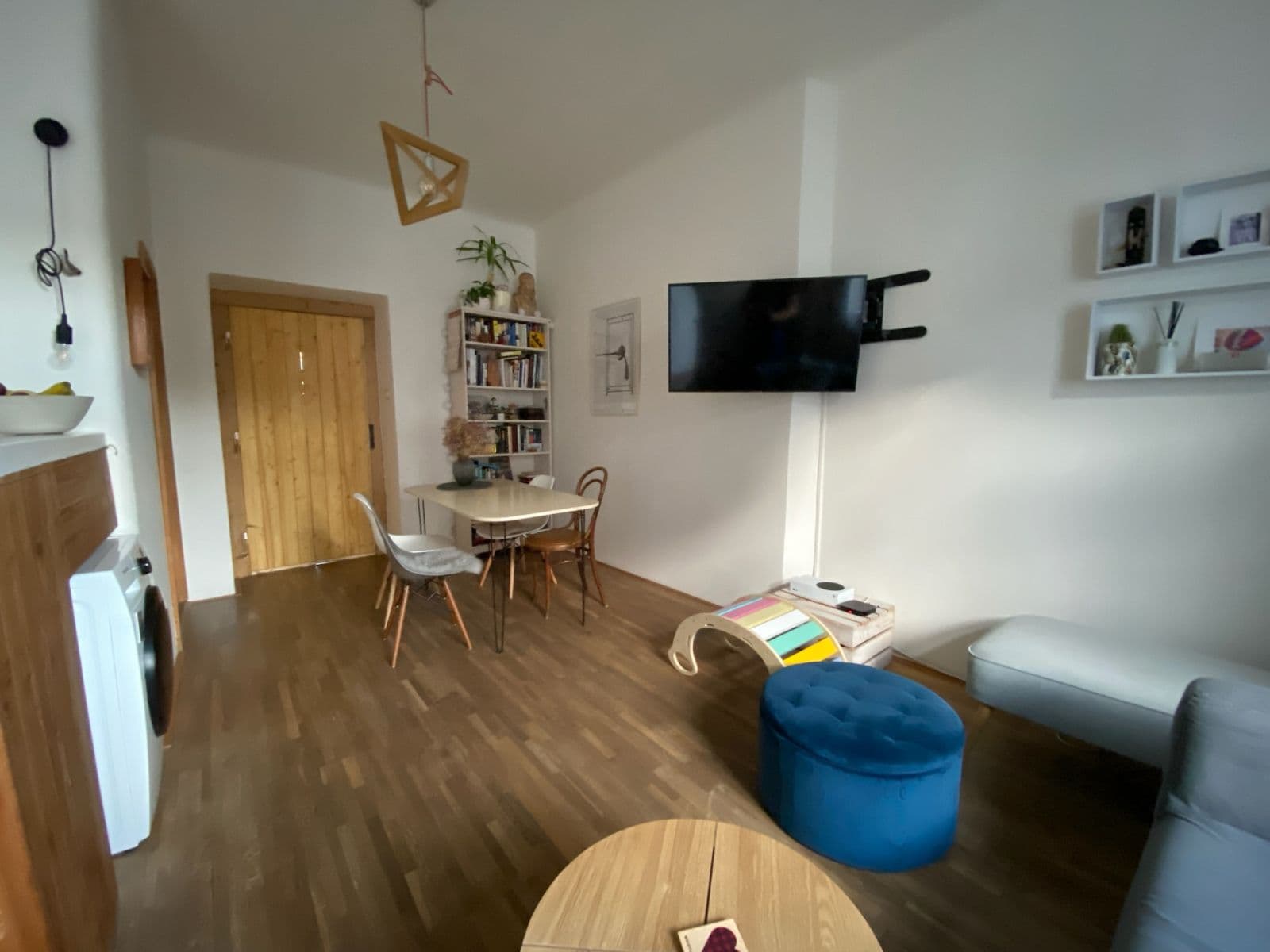 Prenájom bytu 2-izbový 52 m², U Uranie, Praha, Praha Prenájom bytu 2-izbový 52 m², U Uranie, Praha, Praha