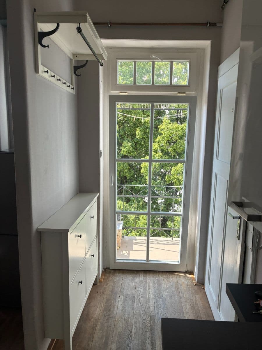 Prenájom bytu 2-izbový 52 m², U Uranie, Praha, Praha Prenájom bytu 2-izbový 52 m², U Uranie, Praha, Praha