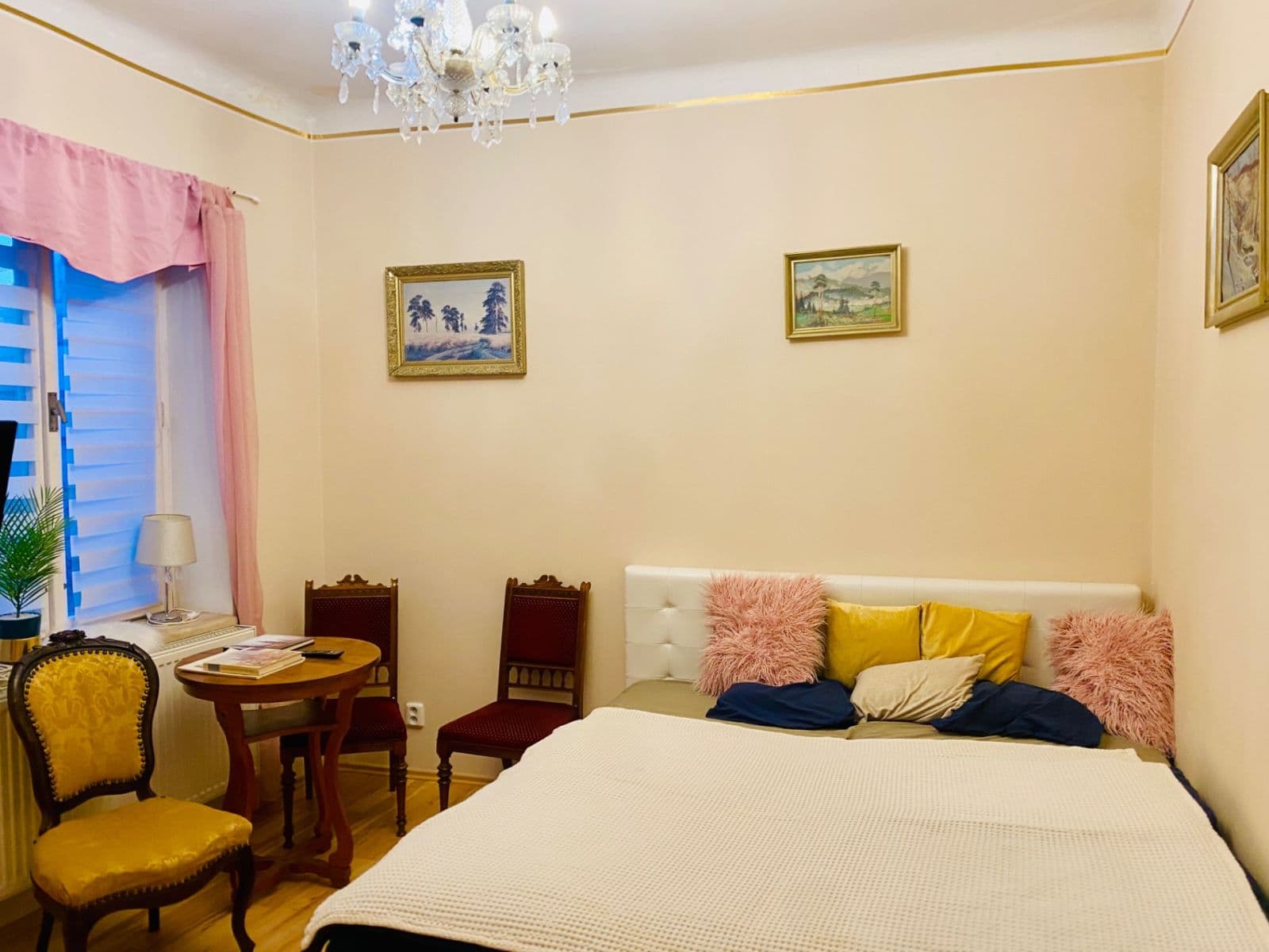 Prenájom bytu 1-izbový 25 m², Ve Smečkách, Praha, Praha Prenájom bytu 1-izbový 25 m², Ve Smečkách, Praha, Praha