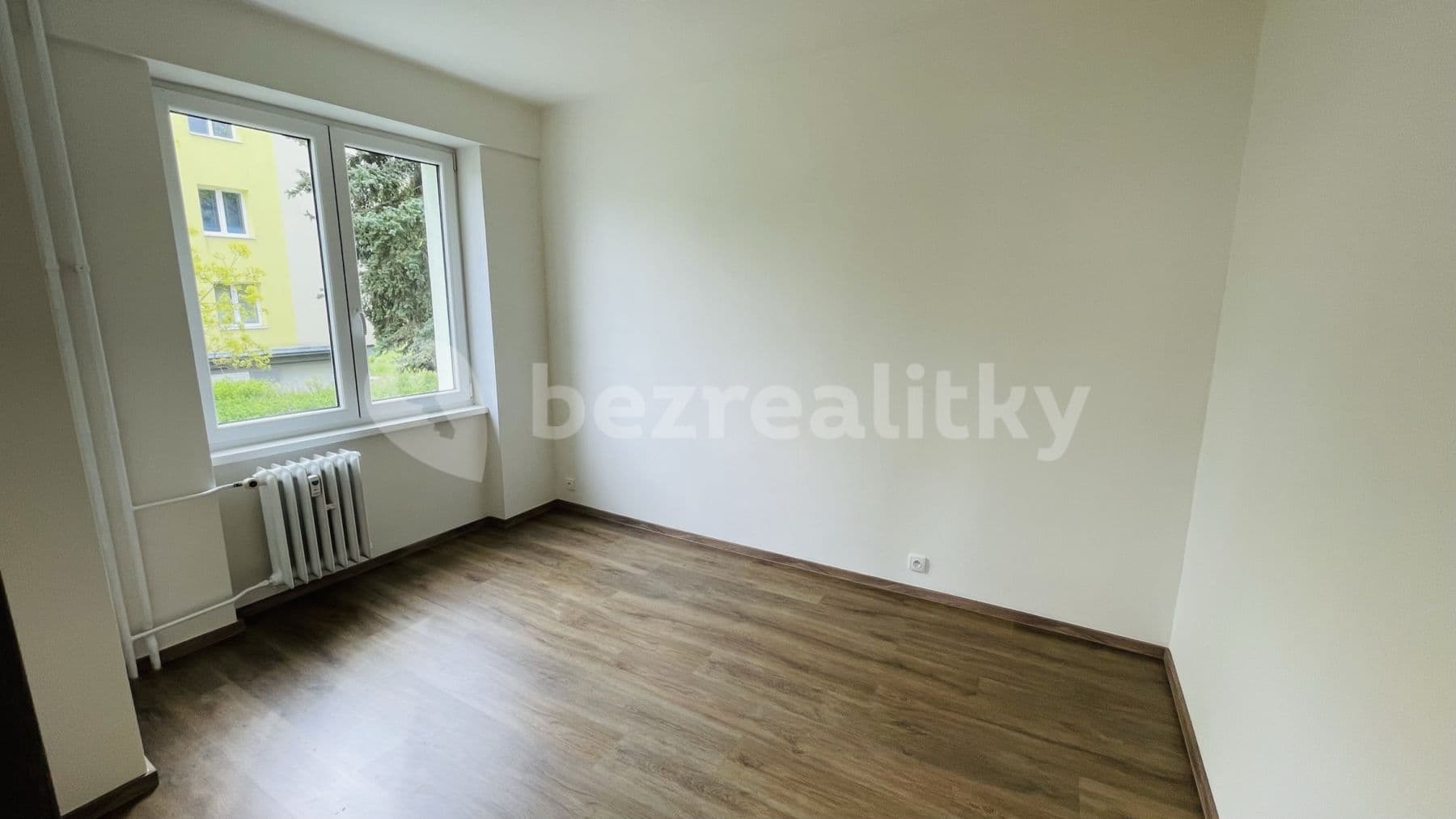 Prenájom bytu 2-izbový 45 m², Buzulucká, Teplice, Ústecký kraj Prenájom bytu 2-izbový 45 m², Buzulucká, Teplice, Ústecký kraj