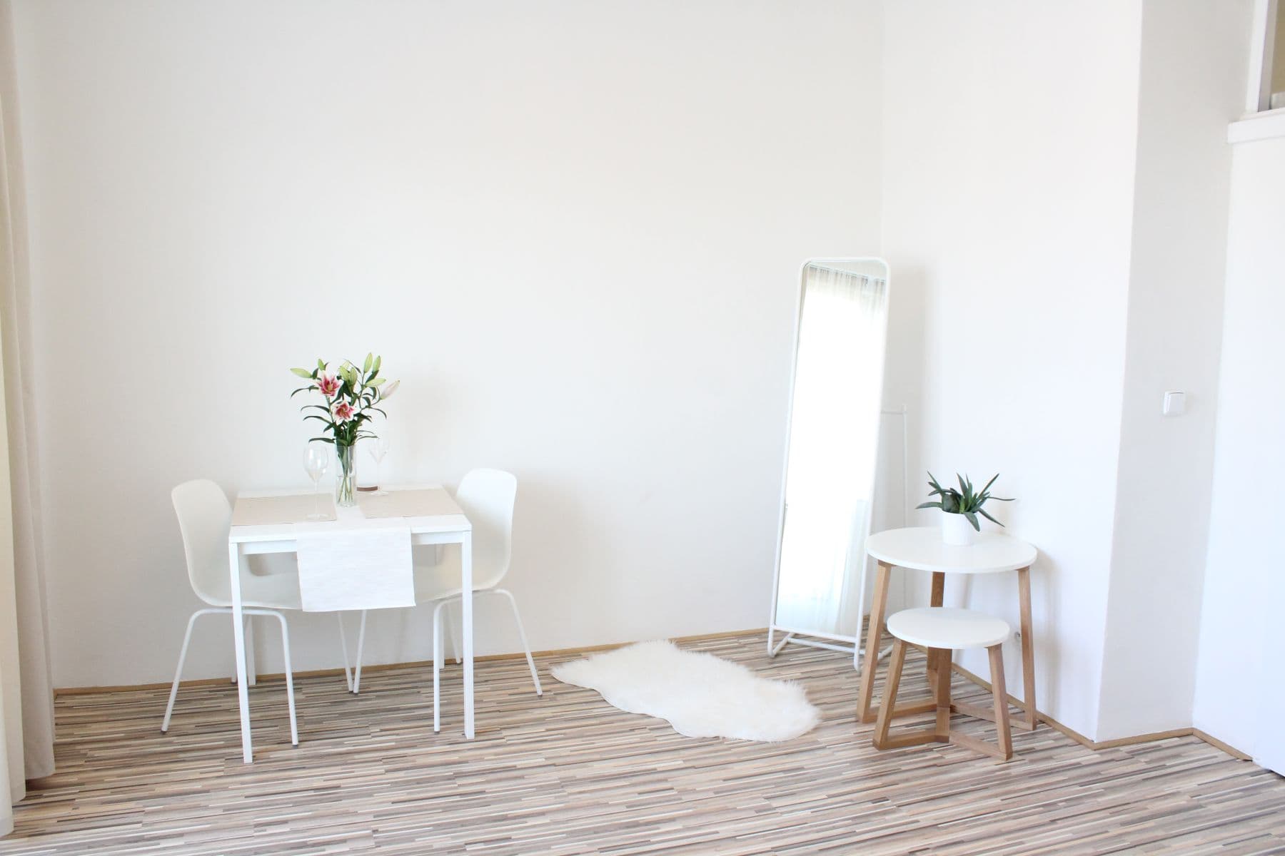 Prenájom bytu 1-izbový 40 m², Sportovní, Praha, Praha Prenájom bytu 1-izbový 40 m², Sportovní, Praha, Praha