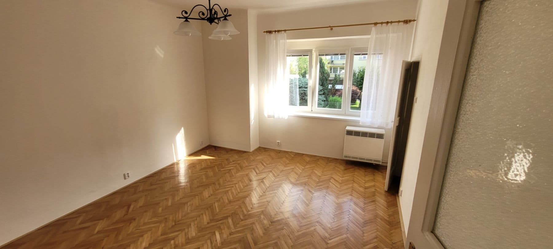 Prenájom bytu 1-izbový 35 m², Vnější, Praha, Praha Prenájom bytu 1-izbový 35 m², Vnější, Praha, Praha