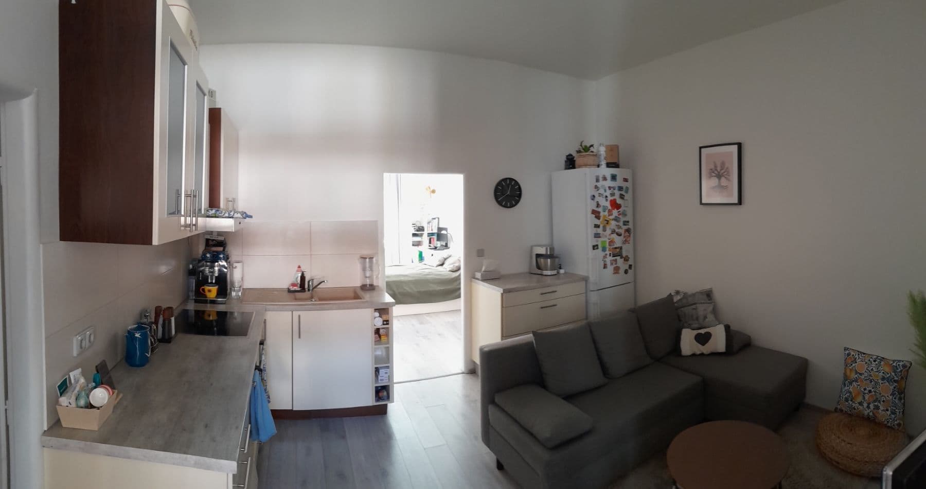Prenájom bytu 1-izbový 46 m², Viktora Huga, Praha, Praha Prenájom bytu 1-izbový 46 m², Viktora Huga, Praha, Praha