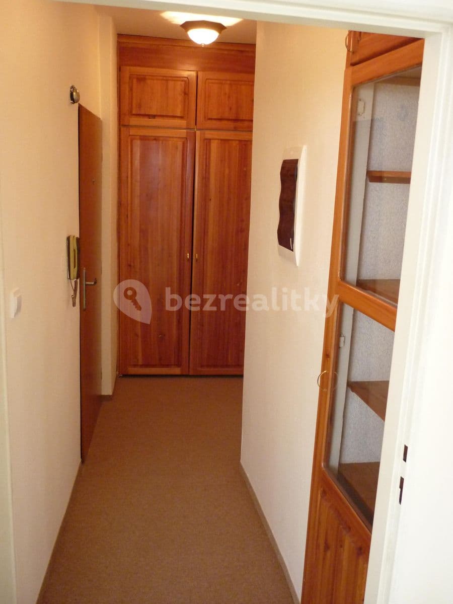 Prenájom bytu 3-izbový 70 m², Mírové náměstí, Dobříš, Středočeský kraj Prenájom bytu 3-izbový 70 m², Mírové náměstí, Dobříš, Středočeský kraj