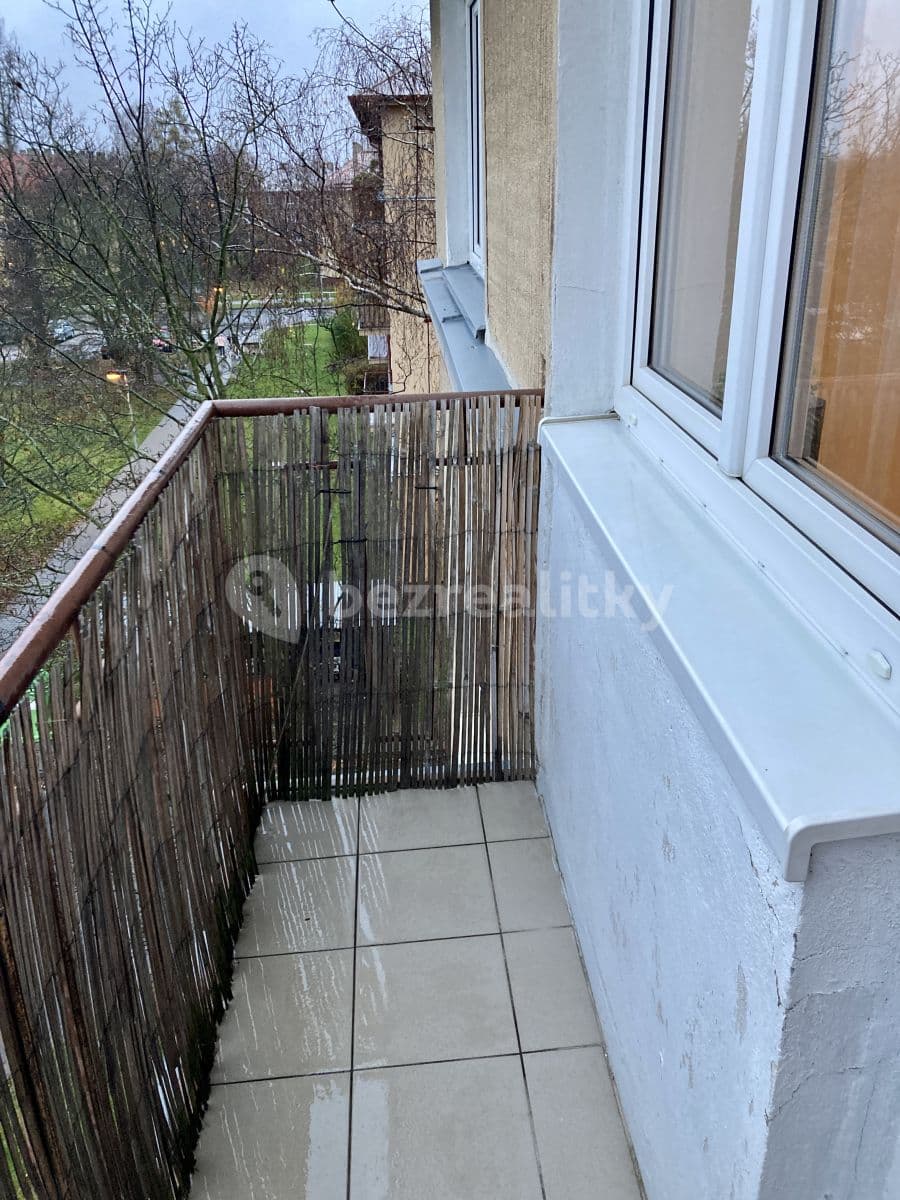 Prenájom bytu 2-izbový 57 m², Jaroslava Foglara, Kladno, Středočeský kraj Prenájom bytu 2-izbový 57 m², Jaroslava Foglara, Kladno, Středočeský kraj