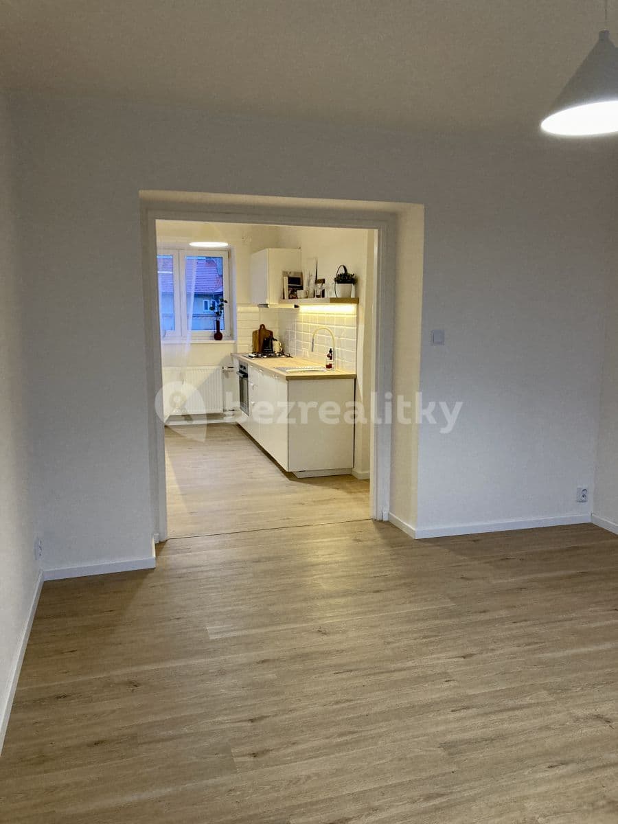 Prenájom bytu 2-izbový 57 m², Jaroslava Foglara, Kladno, Středočeský kraj Prenájom bytu 2-izbový 57 m², Jaroslava Foglara, Kladno, Středočeský kraj