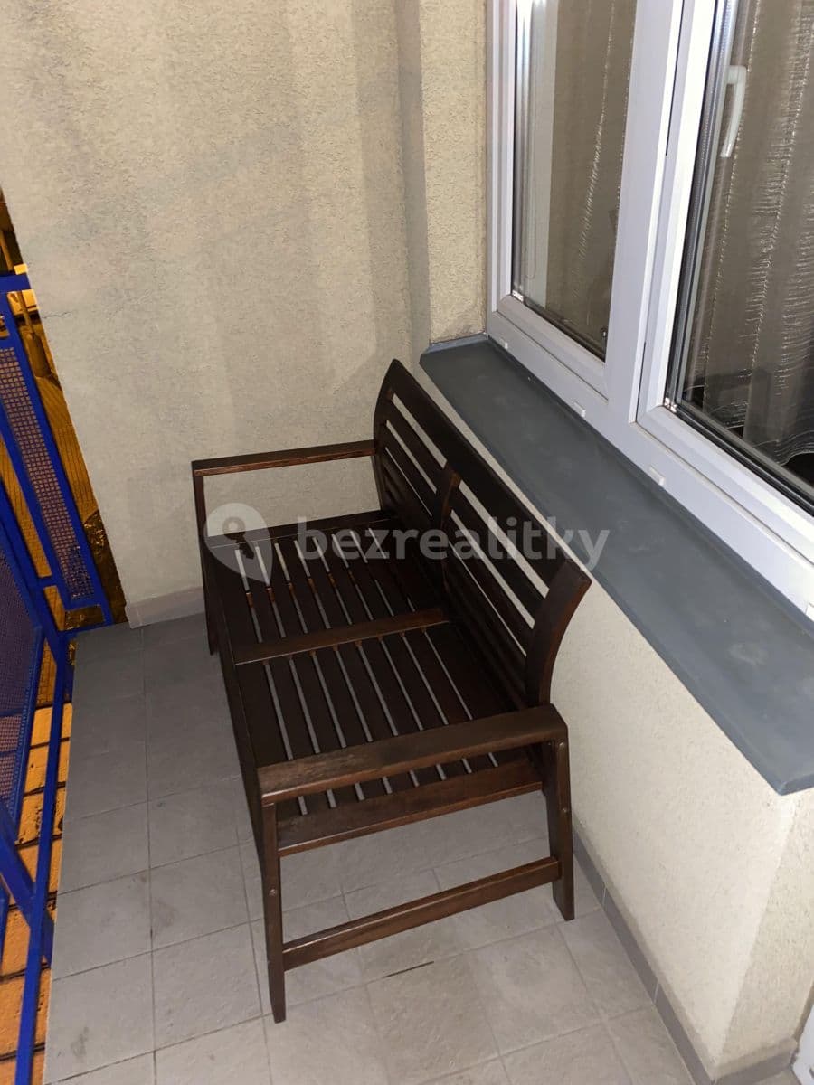 Prenájom bytu 2-izbový 60 m², Kovanecká, Praha, Praha Prenájom bytu 2-izbový 60 m², Kovanecká, Praha, Praha