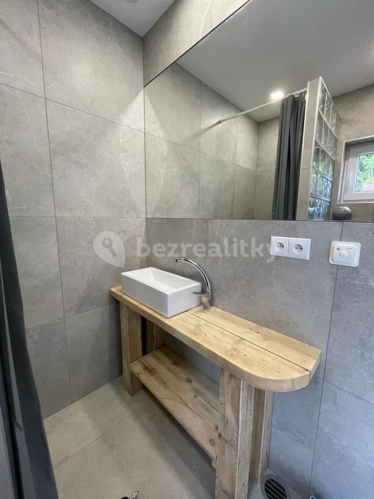 Prenájom domu 80 m², pozemek 100 m², Mokrovraty, Středočeský kraj Prenájom domu 80 m², pozemek 100 m², Mokrovraty, Středočeský kraj