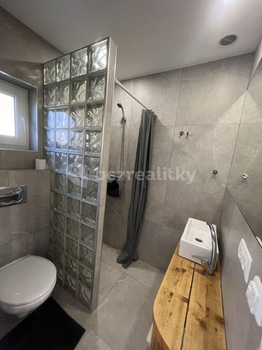 Prenájom domu 80 m², pozemek 100 m², Mokrovraty, Středočeský kraj Prenájom domu 80 m², pozemek 100 m², Mokrovraty, Středočeský kraj