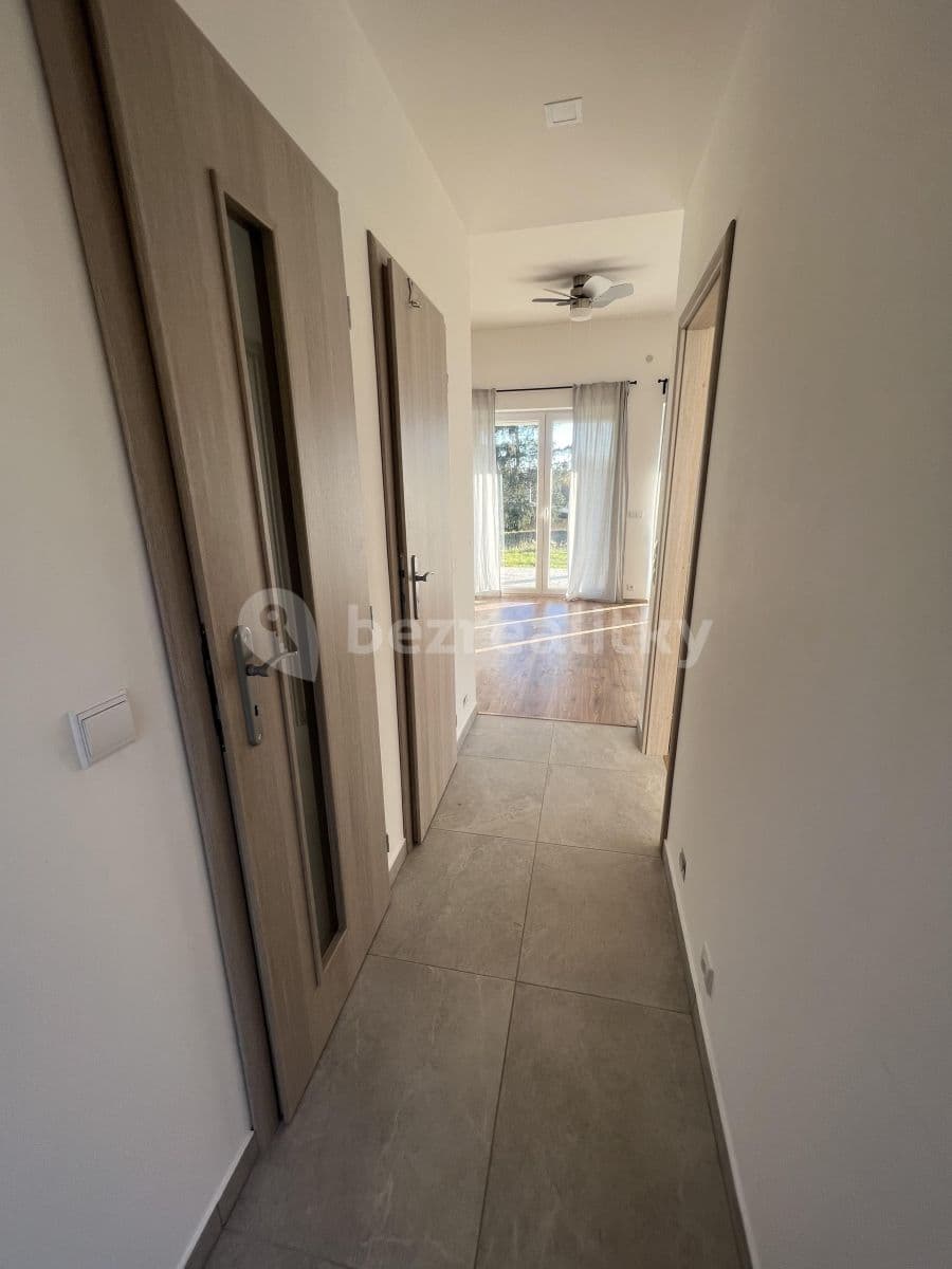 Prenájom domu 80 m², pozemek 100 m², Mokrovraty, Středočeský kraj Prenájom domu 80 m², pozemek 100 m², Mokrovraty, Středočeský kraj