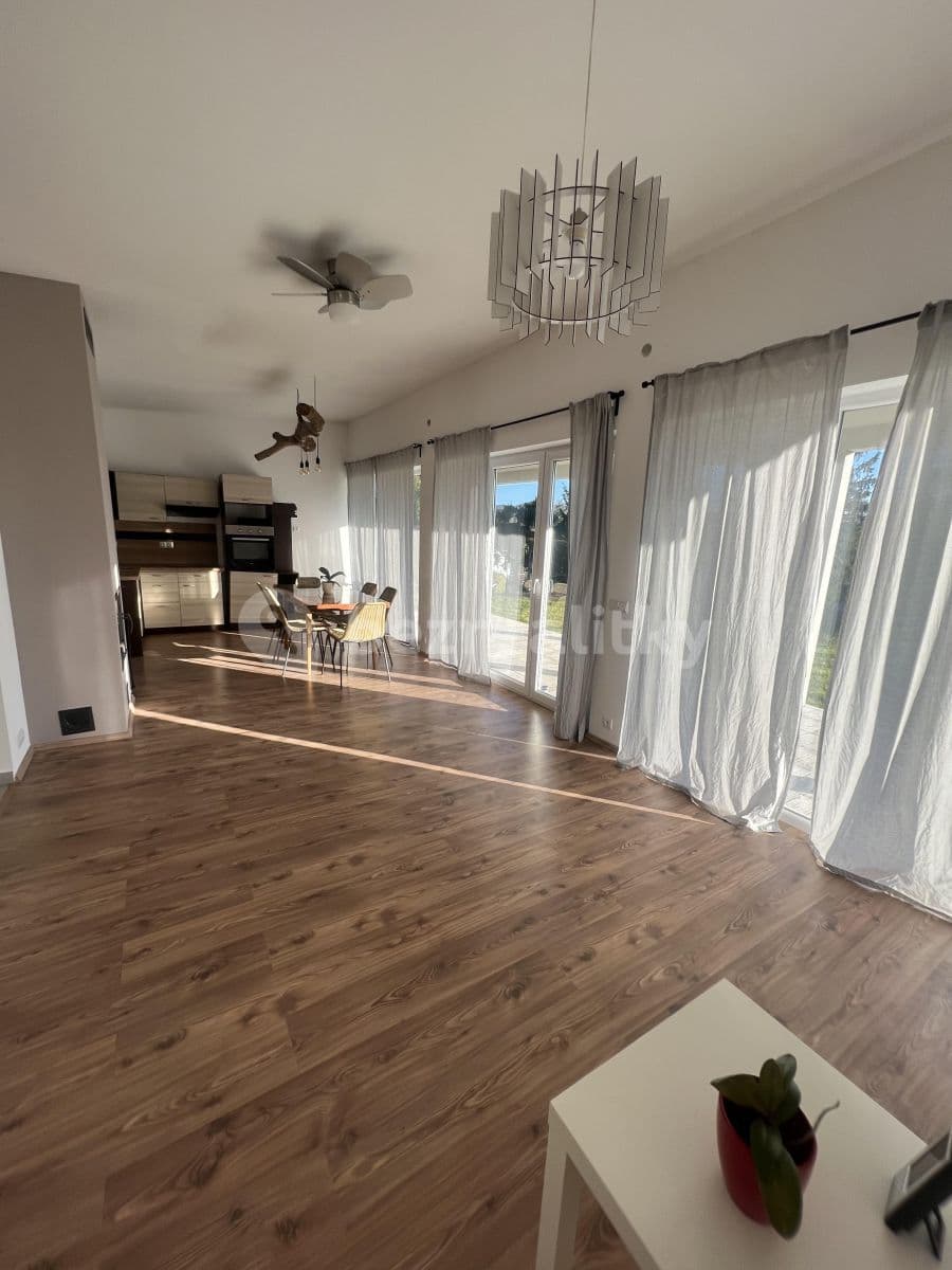 Prenájom domu 80 m², pozemek 100 m², Mokrovraty, Středočeský kraj Prenájom domu 80 m², pozemek 100 m², Mokrovraty, Středočeský kraj
