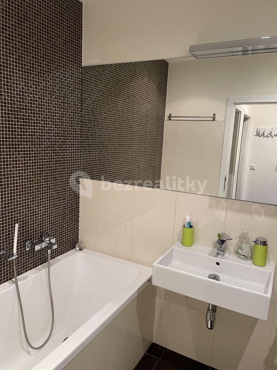 Prenájom bytu 2-izbový 51 m², Geologická, Praha, Praha Prenájom bytu 2-izbový 51 m², Geologická, Praha, Praha