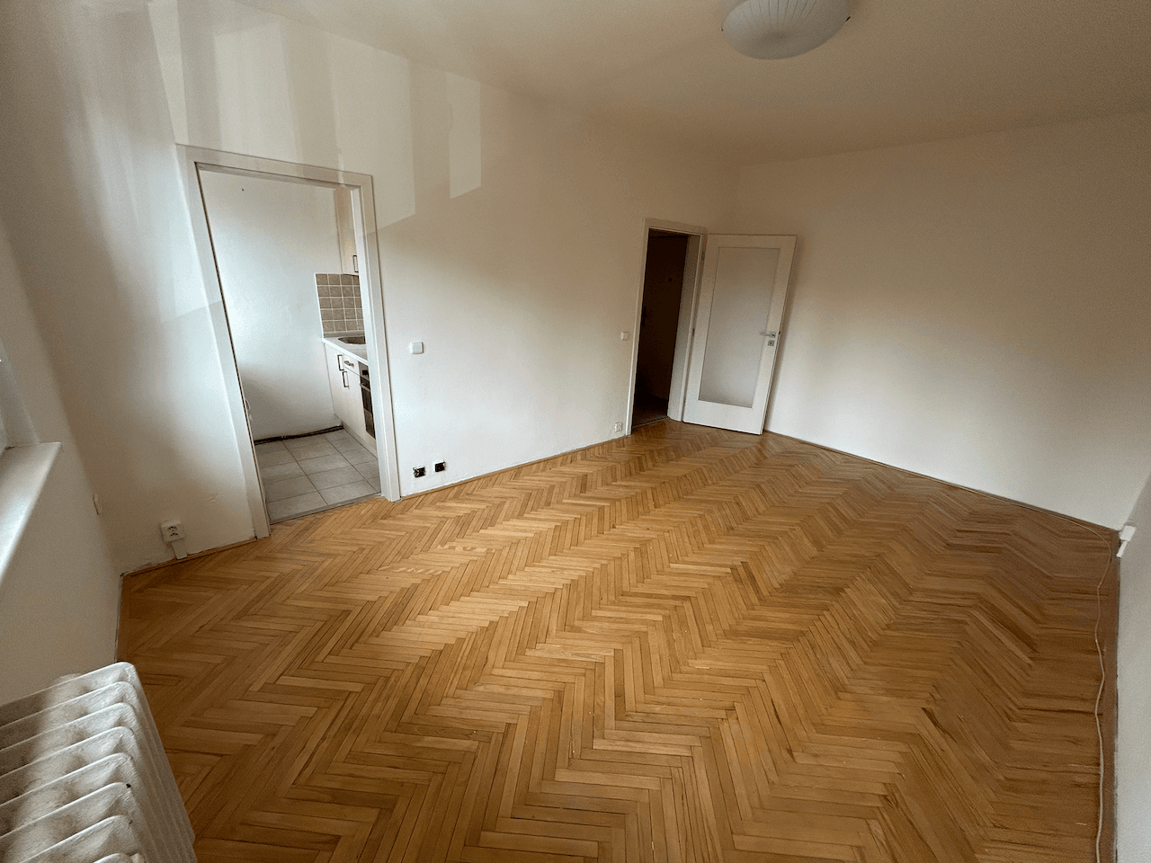Prenájom bytu 1-izbový 28 m², Vídeňská, Brno, Jihomoravský kraj Prenájom bytu 1-izbový 28 m², Vídeňská, Brno, Jihomoravský kraj