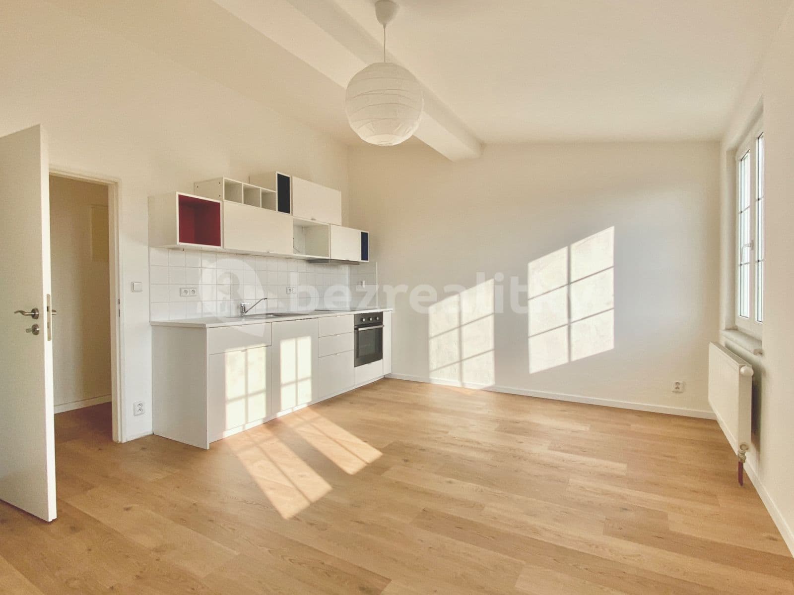 Prenájom bytu 2-izbový 42 m², Leitnerova, Brno, Jihomoravský kraj Prenájom bytu 2-izbový 42 m², Leitnerova, Brno, Jihomoravský kraj