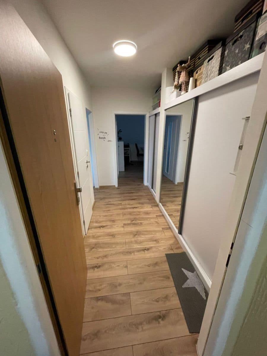 Prenájom bytu 2-izbový 60 m², Káranská, Praha, Praha Prenájom bytu 2-izbový 60 m², Káranská, Praha, Praha