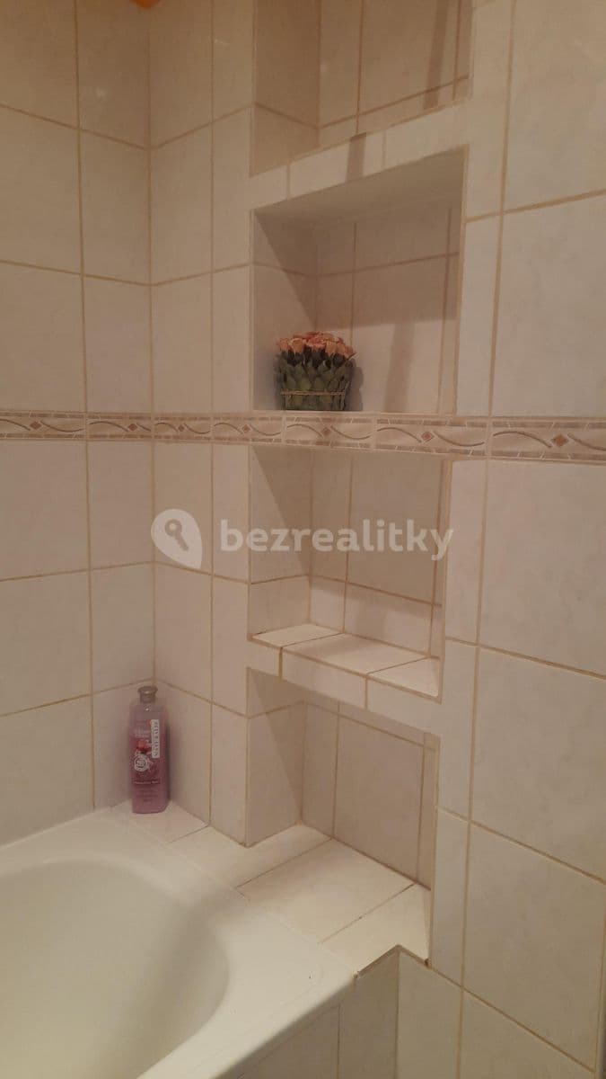 Prenájom bytu 1-izbový 52 m², Nad Šutkou, Praha, Praha Prenájom bytu 1-izbový 52 m², Nad Šutkou, Praha, Praha