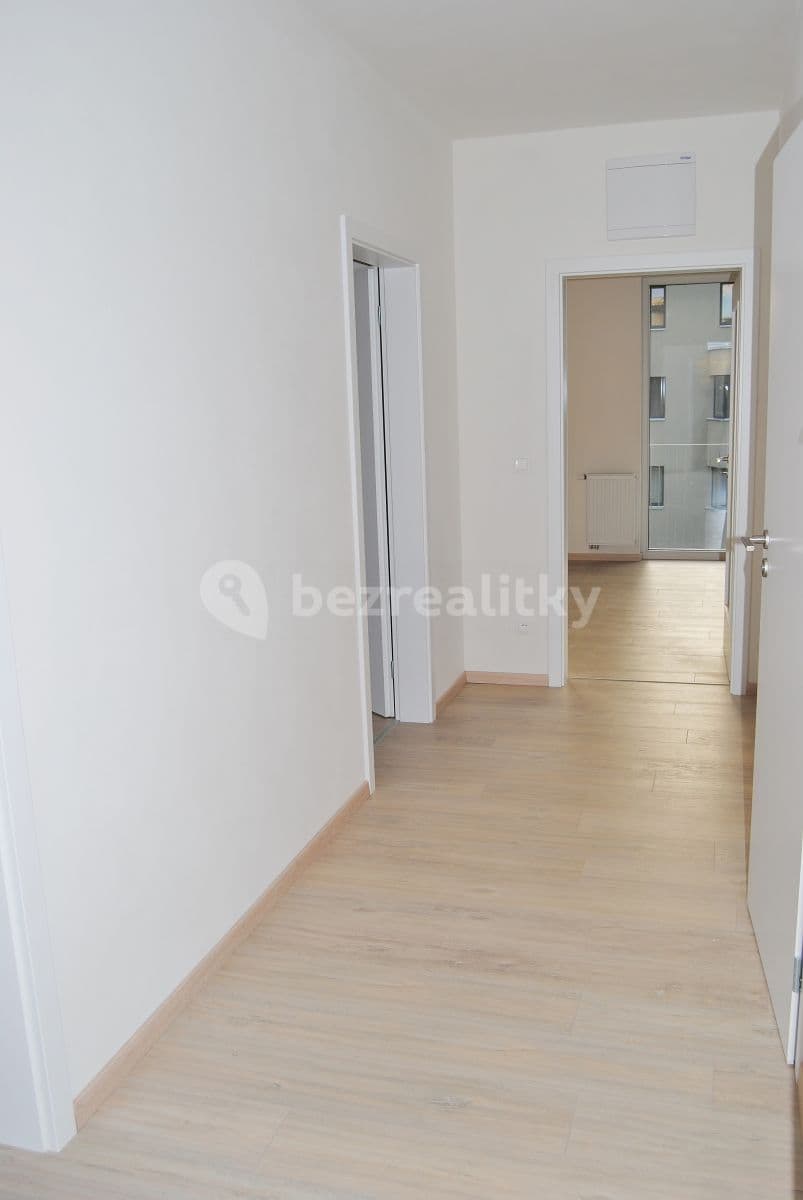 Prenájom bytu 3-izbový 70 m², V Hliníkách, Chrudim, Pardubický kraj Prenájom bytu 3-izbový 70 m², V Hliníkách, Chrudim, Pardubický kraj